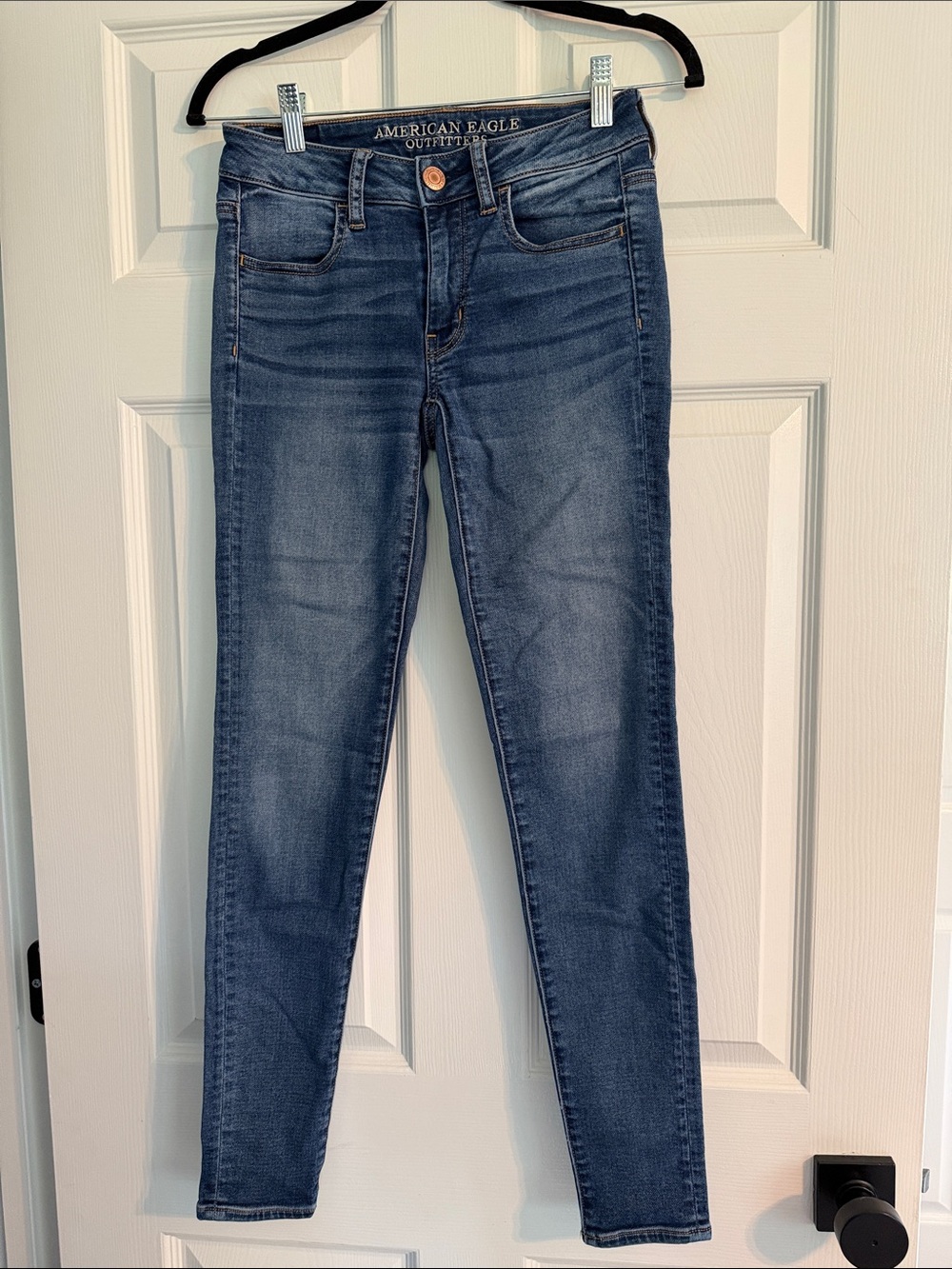 American Eagle Outfitters Skinny Jeans - Medium Wash Blue